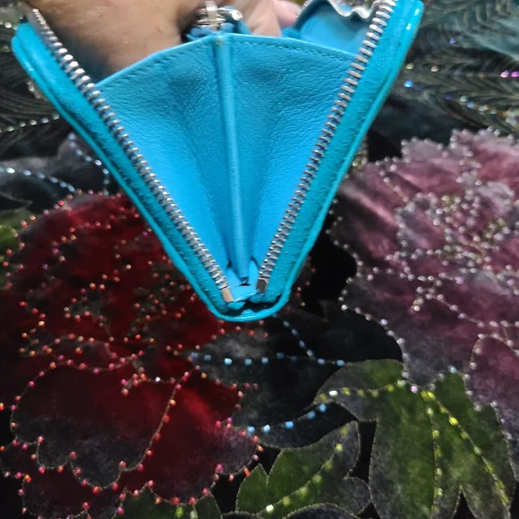 Prada Nappa Gaufre Wallet - Picture 12 of 12